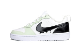 Nike: Зелёные кроссовки  Court