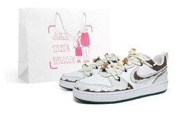 Nike: Белые кроссовки  Dunk