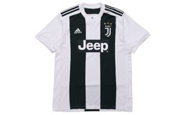 Adidas: Футболка 