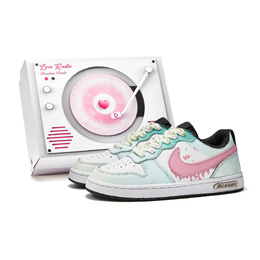 Nike: Розовые кроссовки  Court