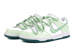 Nike: Белые кроссовки  Dunk