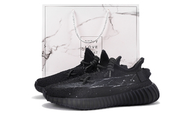 Adidas: Чёрные кроссовки  Yeezy Boost 350