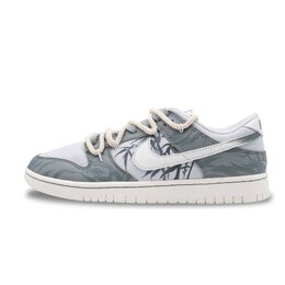 Nike: Серые кроссовки  Dunk