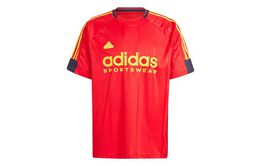 Adidas: Футболка 