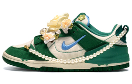Nike: Белые кроссовки  Dunk