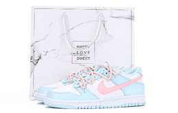 Nike: Белые кроссовки  Dunk