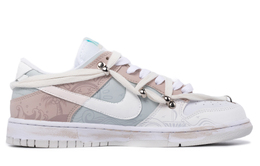 Nike: Белые кроссовки  Dunk