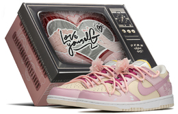 Nike: Белые кроссовки  Dunk