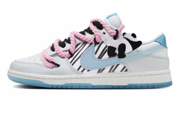 Nike: Белые кроссовки  Dunk