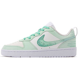 Nike: Зелёные кроссовки  Court