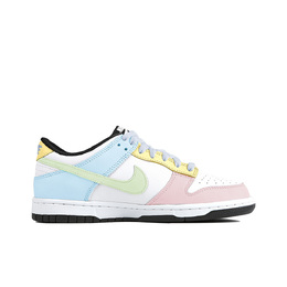 Nike: Белые кроссовки  Dunk