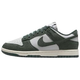 Nike: Зелёные кроссовки  Dunk Low Next Nature