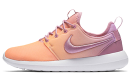 Nike: Кроссовки 