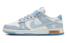 Nike: Белые кроссовки  Dunk