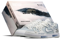 Nike: Белые кроссовки  Dunk