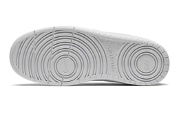 Nike: Бежевые кроссовки  Court