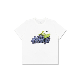 Nike: Белая футболка 