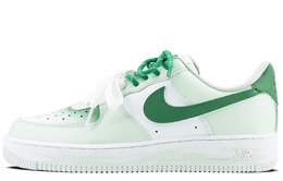 Nike: Белые кроссовки  Air Force 1