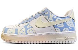 Nike: Белые кроссовки  Air Force 1