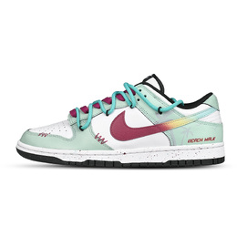 Nike: Белые кроссовки  Dunk