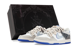 Nike: Белые кроссовки  Dunk