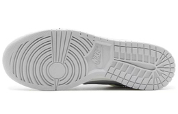 Nike: Белые кроссовки  Dunk