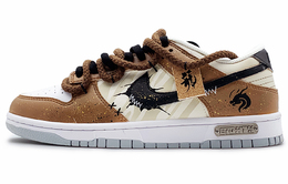Nike: Бежевые кроссовки  Dunk