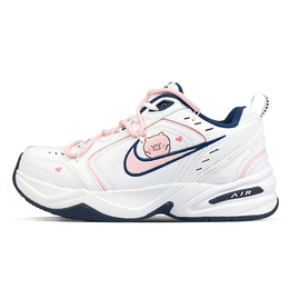 Nike: Розовые кроссовки  Air Monarch