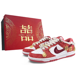 Nike: Белые кроссовки  Dunk