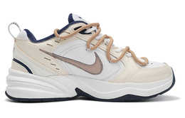Nike: Белые кроссовки  Air Monarch