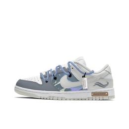 Nike: Серые кроссовки  Dunk