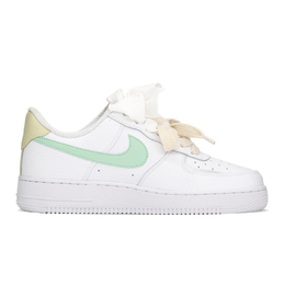 Nike: Белые кроссовки  Air Force 1