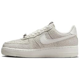 Nike: Белые кроссовки  Air Force 1