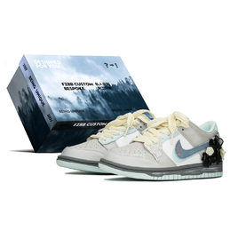 Nike: Серые кроссовки  Dunk
