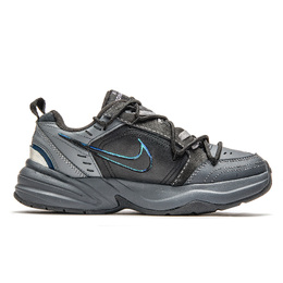 Nike: Чёрные кроссовки  Air Monarch