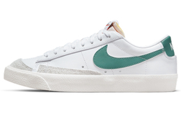 Nike: Белые кроссовки  Blazer Low 77