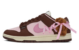 Nike: Белые кроссовки  Dunk