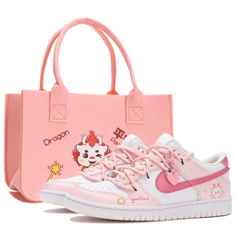 Nike: Розовые кроссовки  Dunk