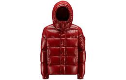 Moncler: Красный пуховик 