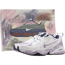 Nike: Фиолетовые кроссовки  Air Monarch