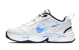 Nike: Белые кроссовки  Air Monarch