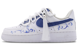 Nike: Белые кроссовки  Air Force 1