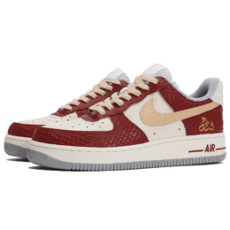 Nike: Красные кроссовки  Air Force 1