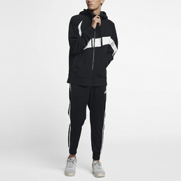 Nike: Толстовка 