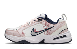 Nike: Белые кроссовки  Air Monarch