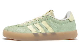 Adidas: Зелёные кроссовки  Skateboarding