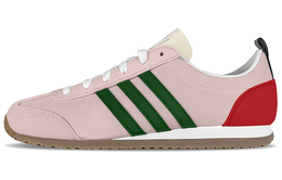 Adidas: Зелёные кроссовки 