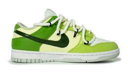 Nike: Белые кроссовки  Dunk