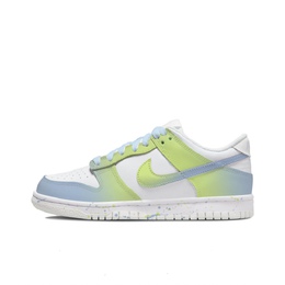Nike: Зелёные кроссовки  Dunk