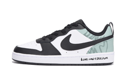 Nike: Зелёные кроссовки  Court